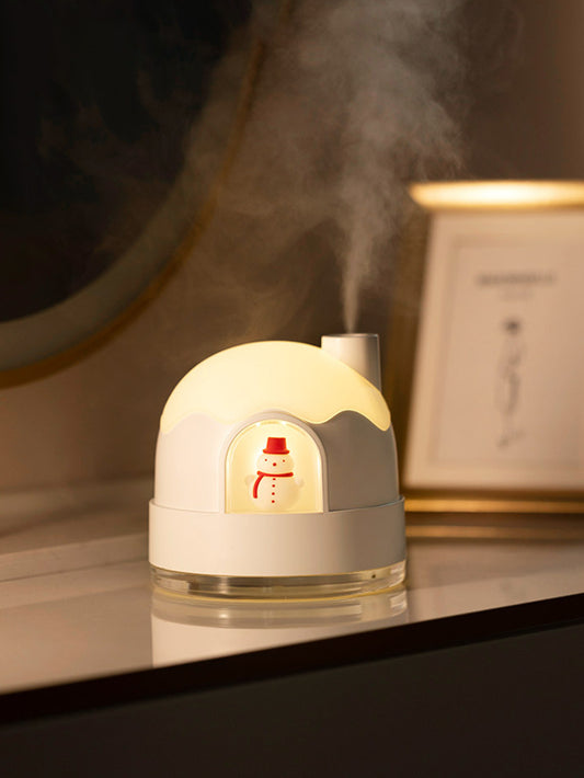 Cute Snow Igloo-Shaped Night Light Humidifier, USB Silent Home Bedroom Humidifier, Mini Desktop Air Moisturizer for Office