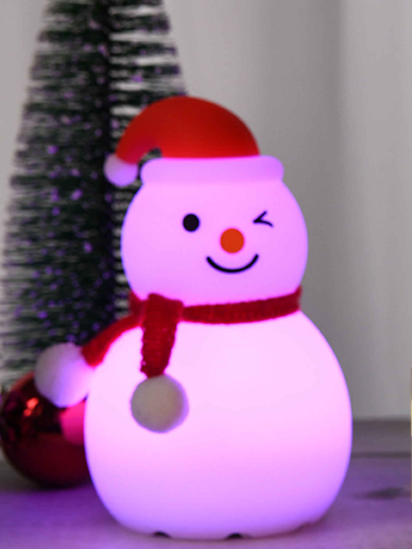 Cute Christmas Snowman Night Light - USB Rechargeable Touch Lamp, Color-Changing Atmosphere Gift with Soft Silicone, Adjustable Brightness, 30-Minute Timer