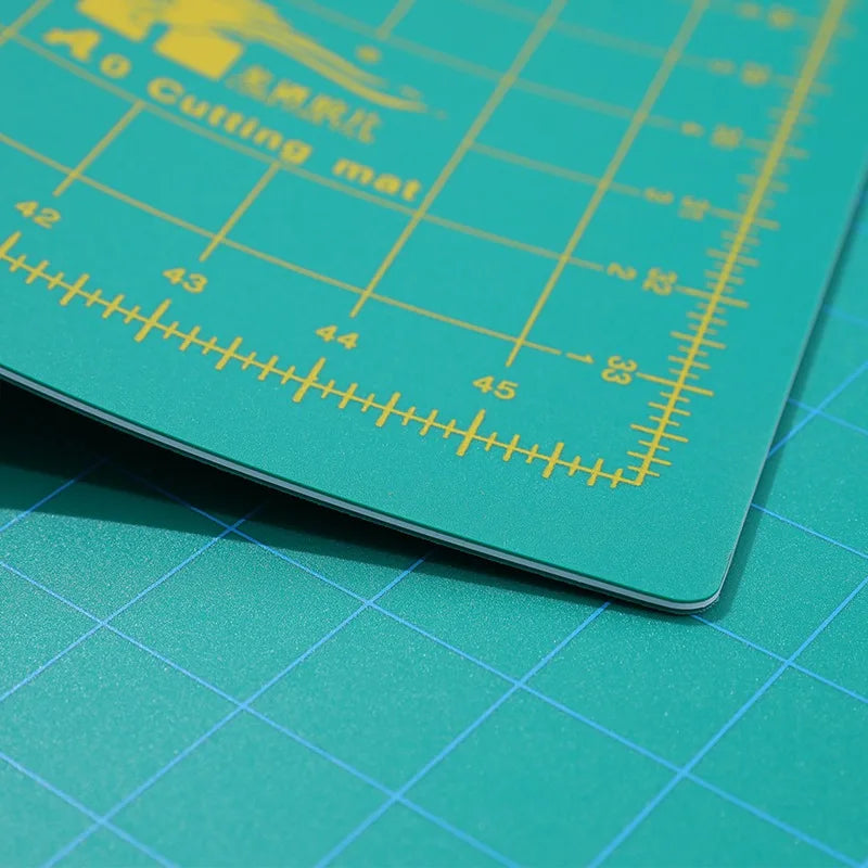 Clocore A0 Cutting Mat Super Large Size Cutting Board Mat White Core 3mm Thickness 90cm*120cm(46*34“)