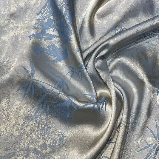 Elegance & Distinction: The Perfect Silk Fabric for New Chinese Style Cheongsam
