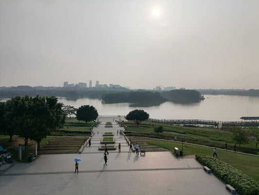 Why Guangzhou Is a Great Manufacturing City: Infrastructure & Baiyun Lake Explained