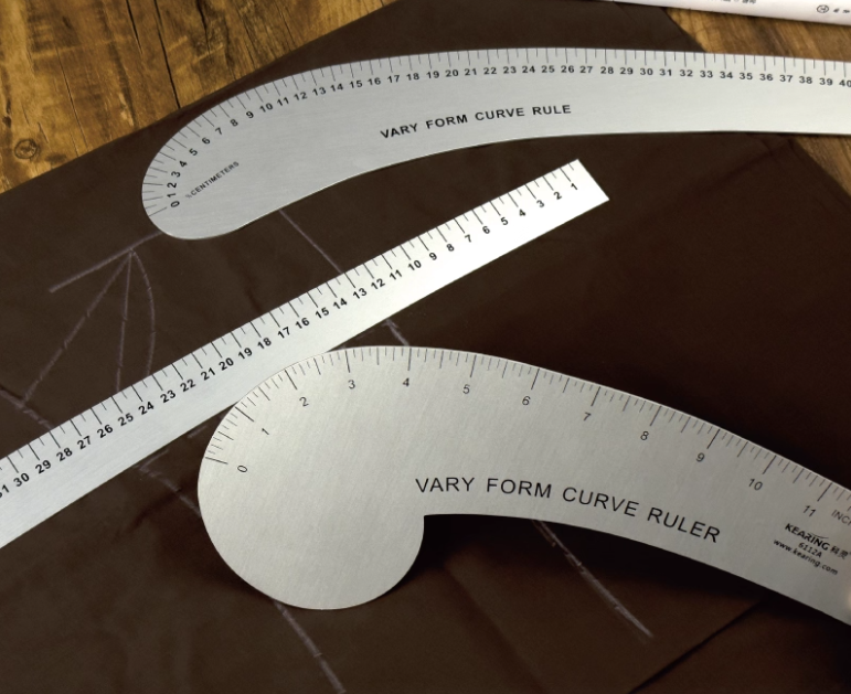 Metal vs Plastic French Curve: Which One Should You Choose?